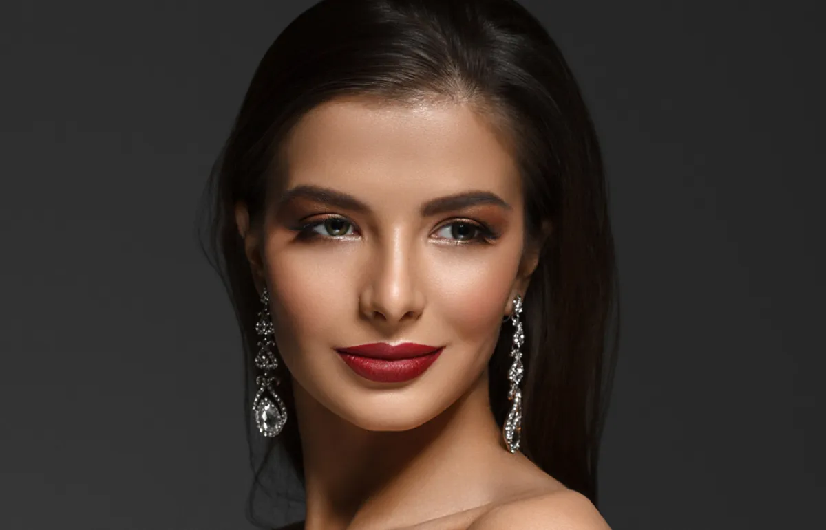 صيحات جمالية أنثوية لصيف 2022