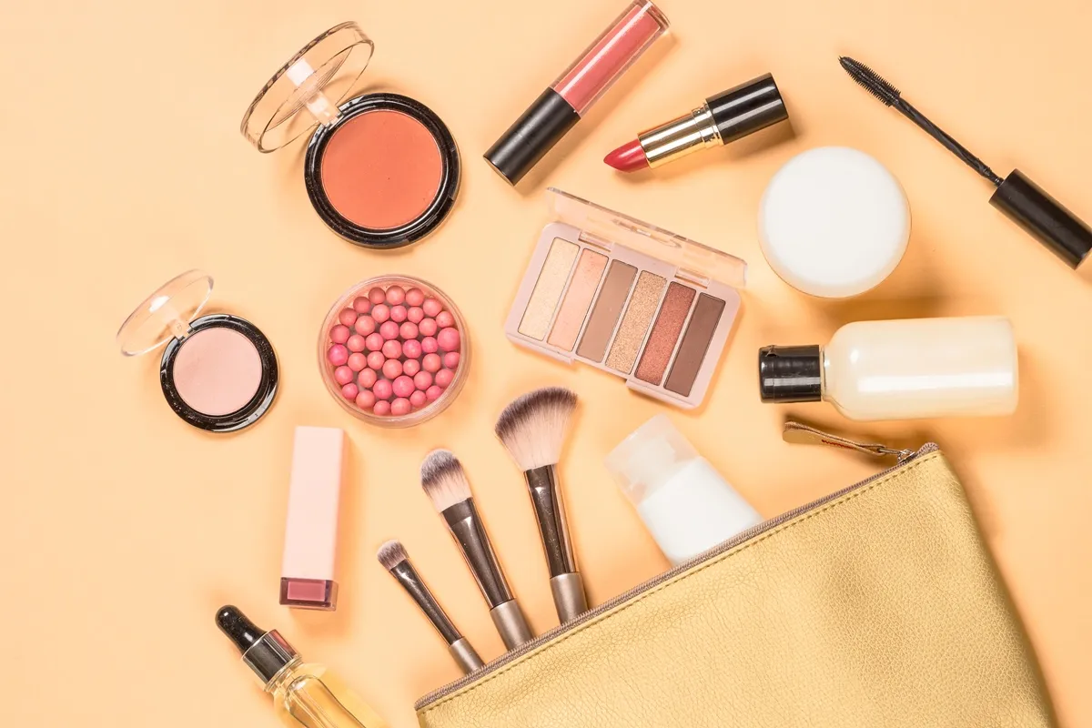 إخفاء دوالي الجسم