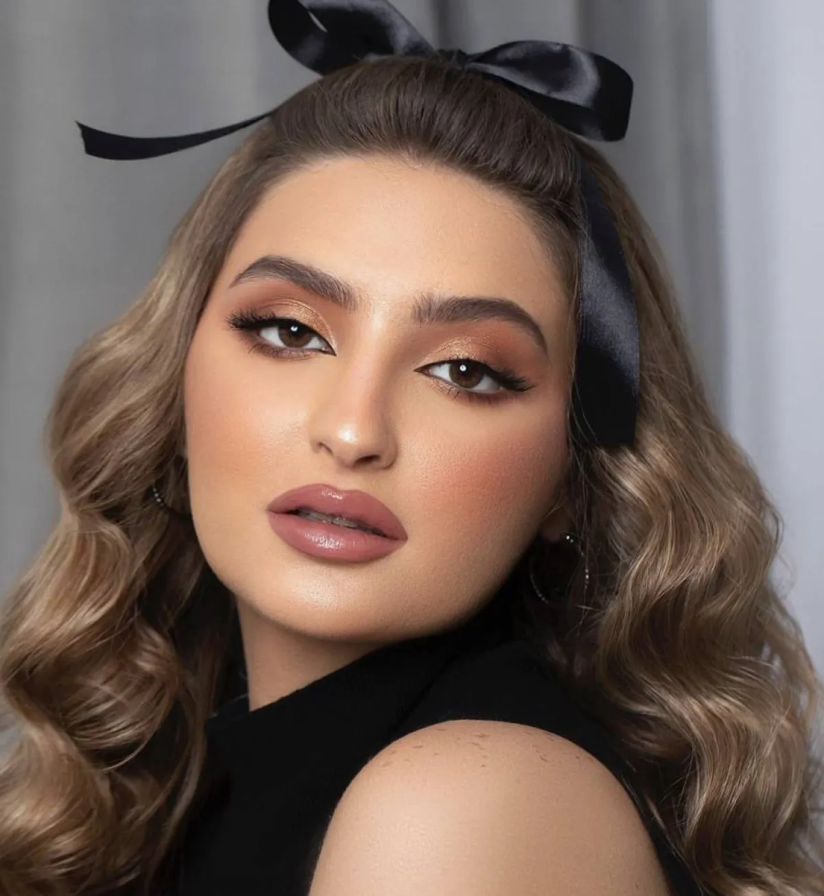 مكياج لامع من مروى محمد