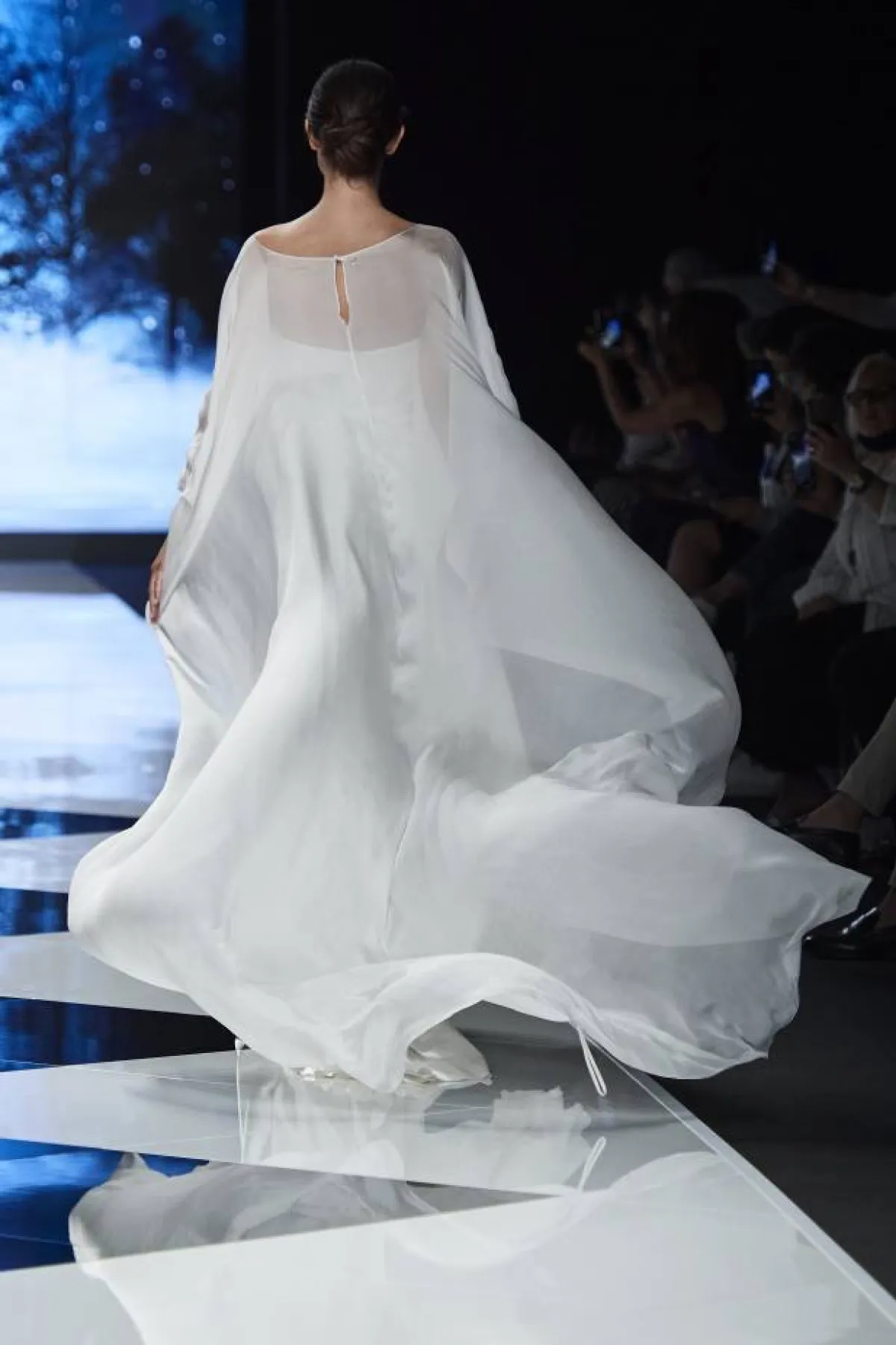 فستان زفاف من بيلانتونو بلومارين