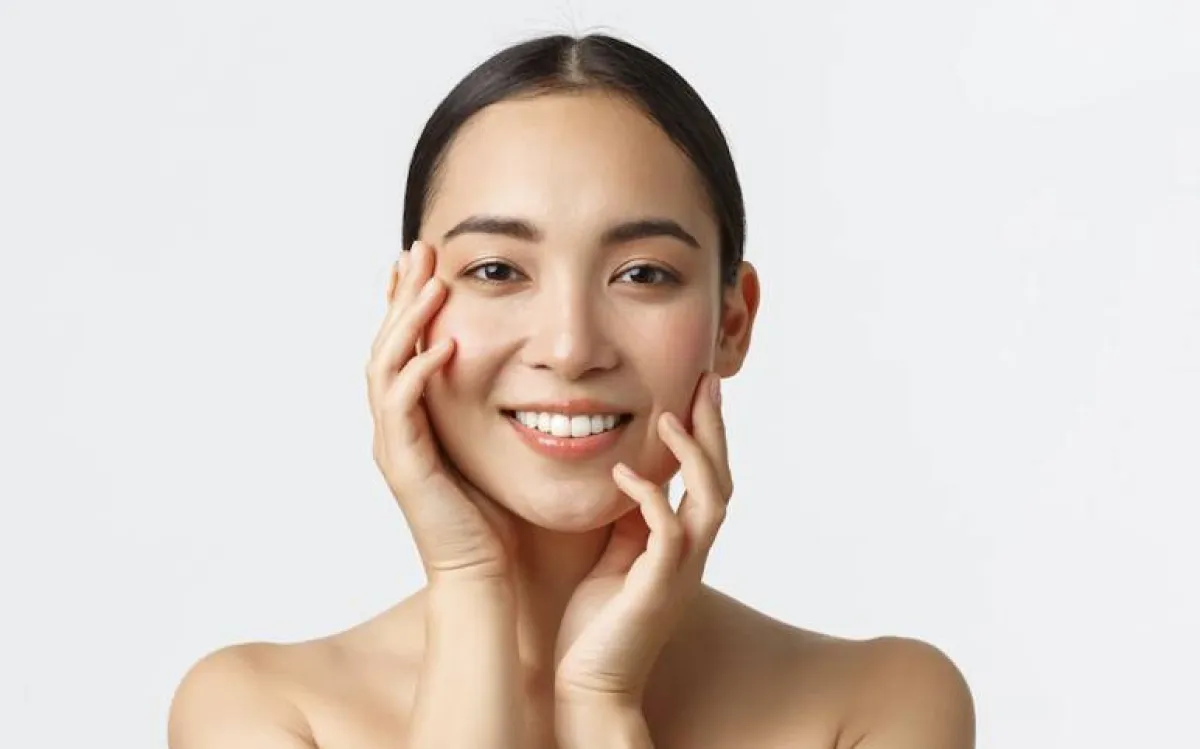 طريقة عمل كريم الارز الكوري لتفتيح البشرة في ثواني