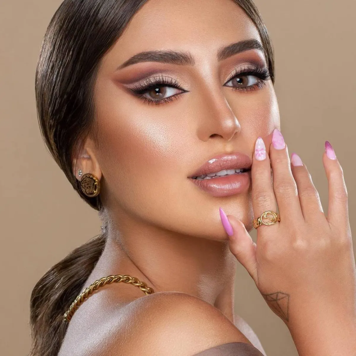 أساليب مكياج عروس