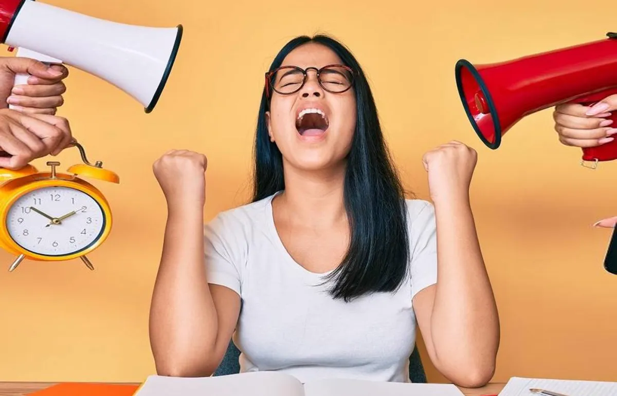 أسباب وراء عصبية وعدوانية المراهق