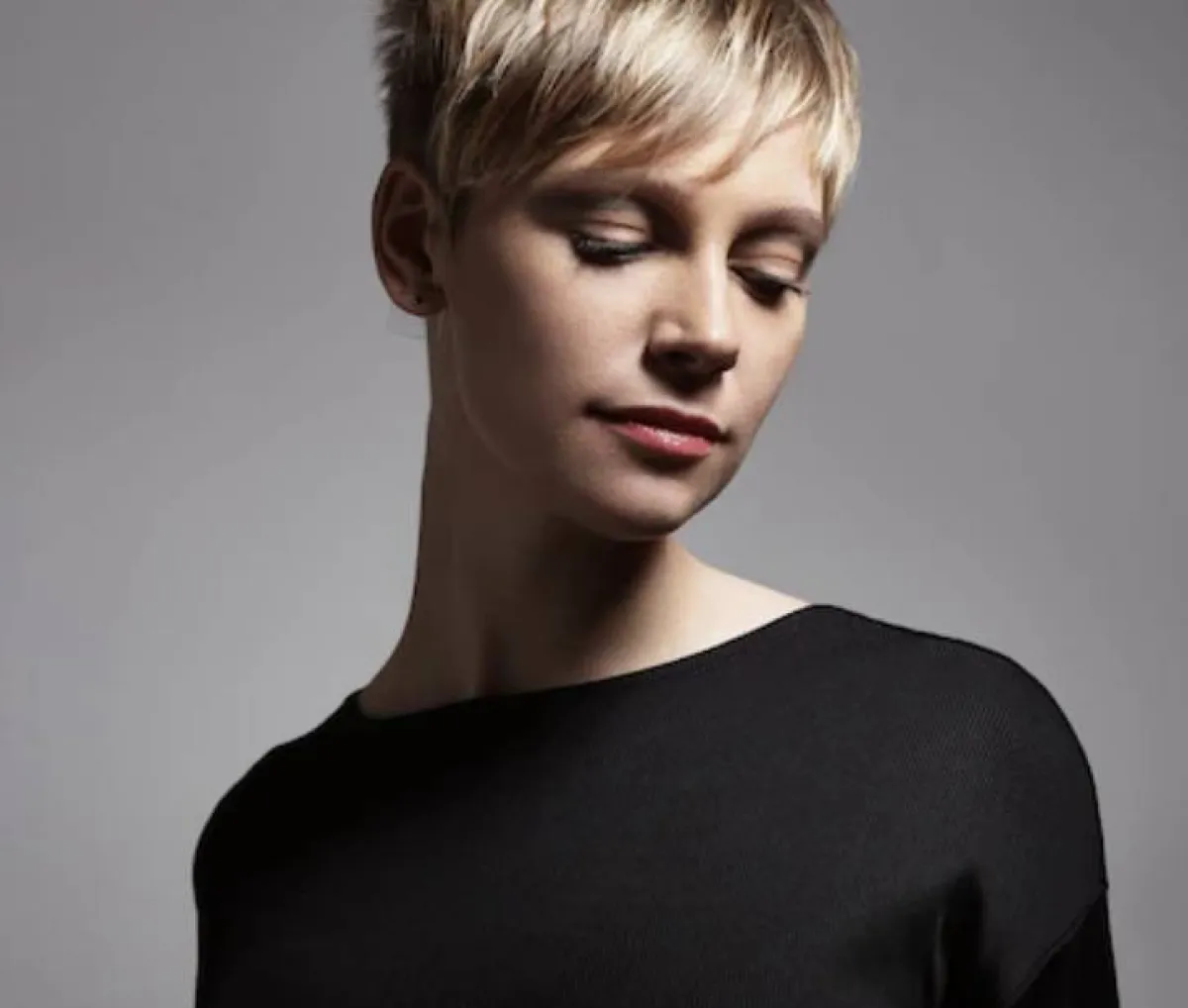 قصة البوي مع الغرة الامامية