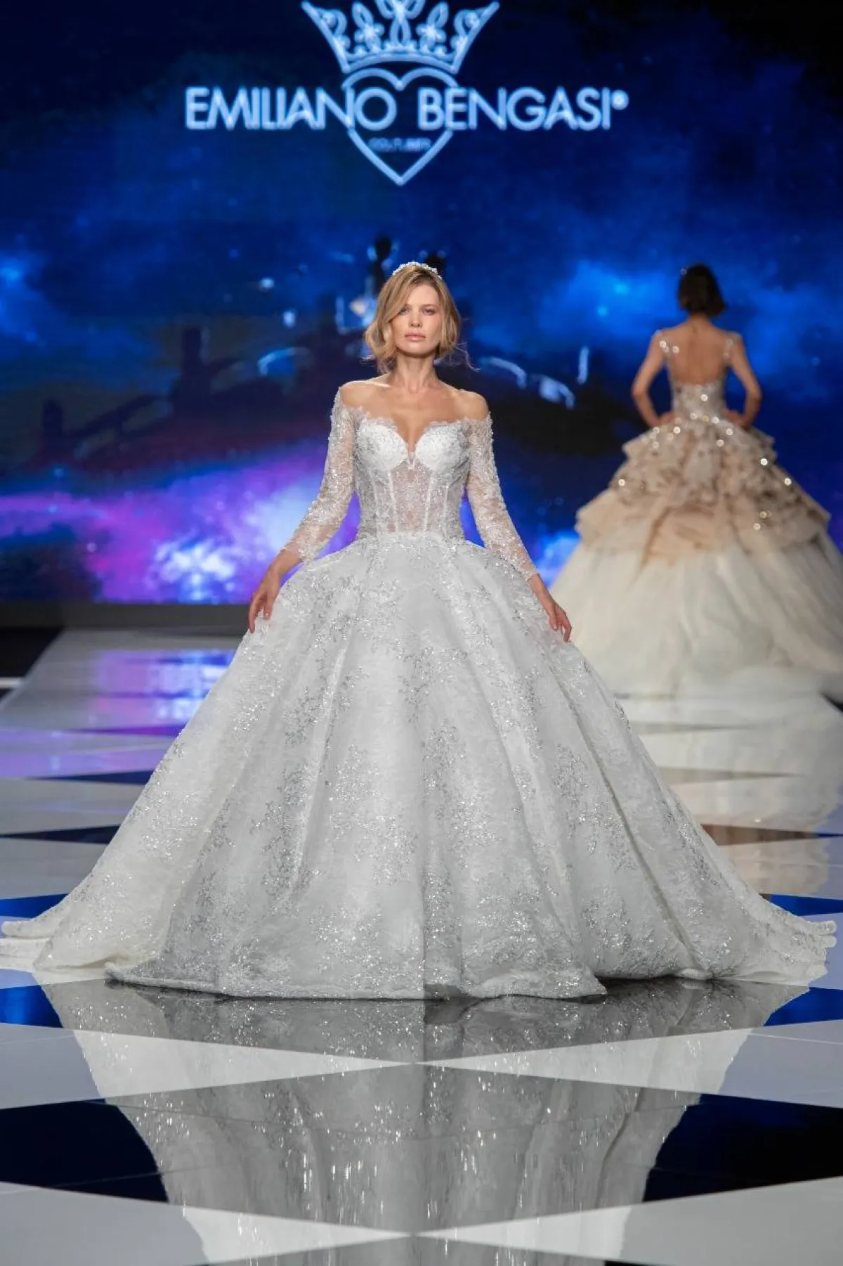 فستان زفاف ملكي جذاب من Emiliano Bengasi