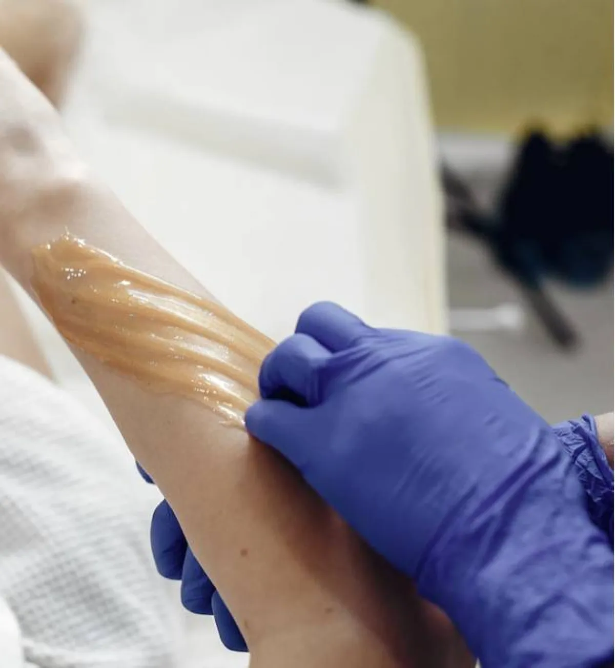 الشمع البرازيلي للجسم