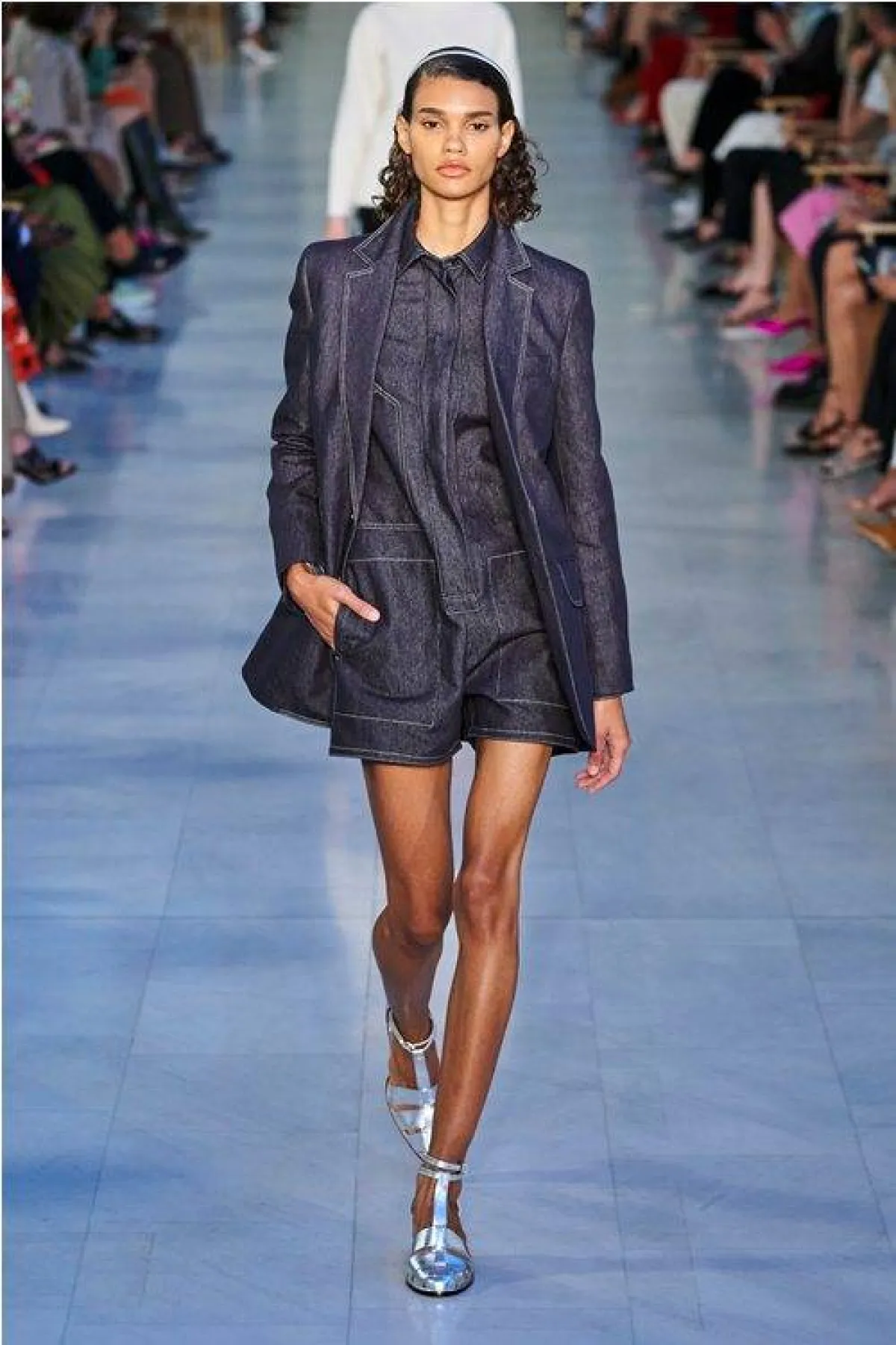 جمبسوت جينز من ماكس مارا   Max Mara