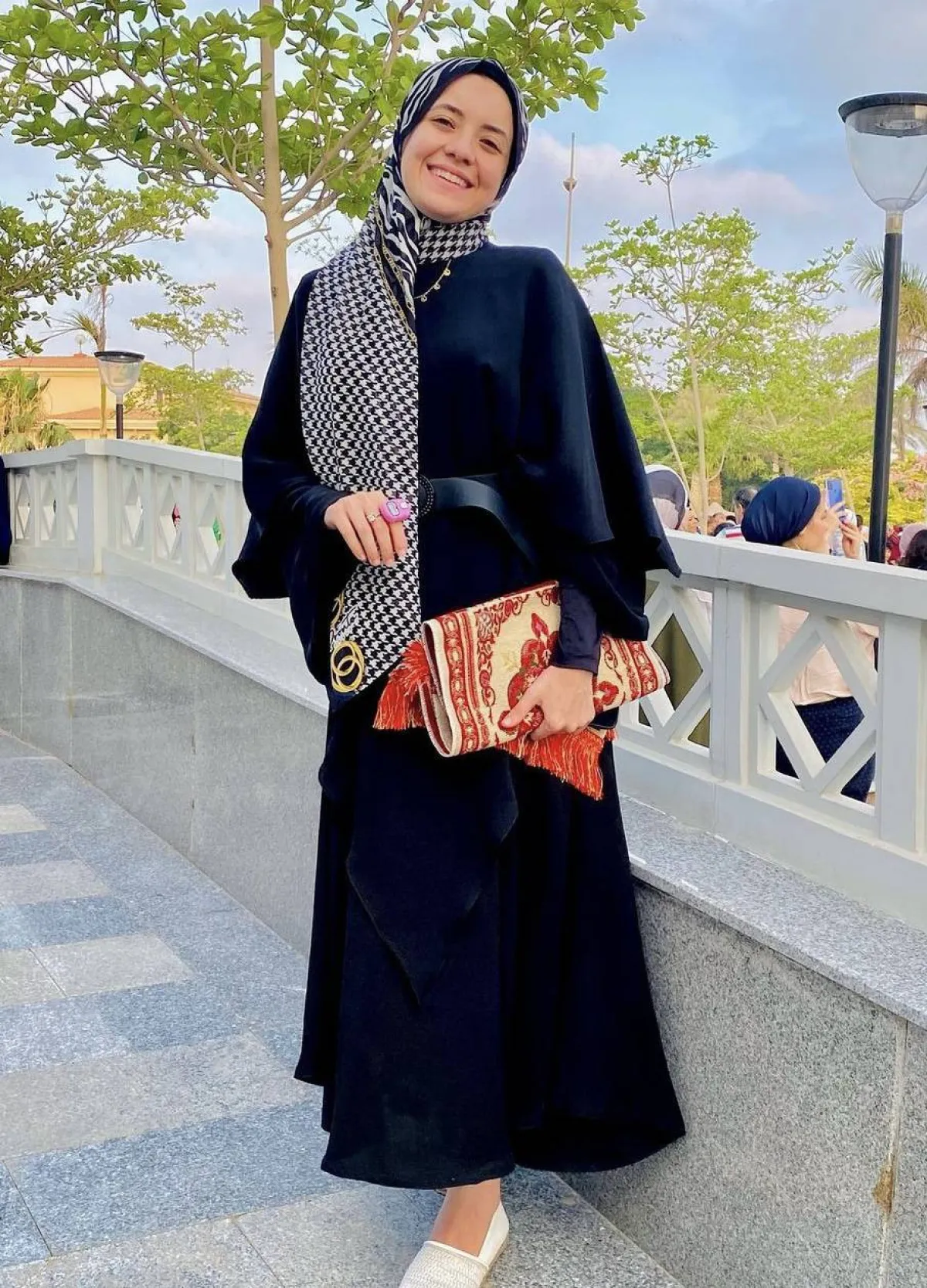 جهاد المحلاوي بالازياء الفضفاضة