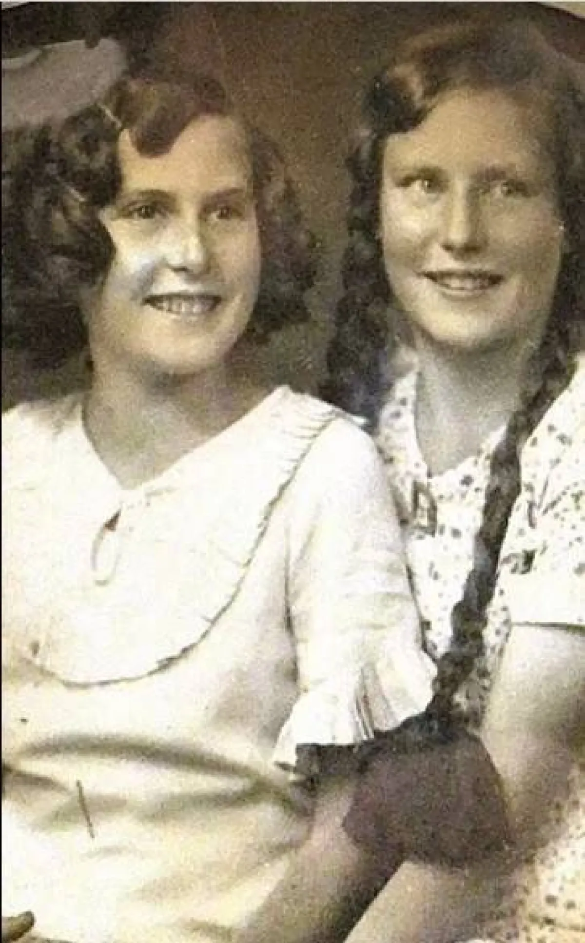  إدنا شيبارد وأختها