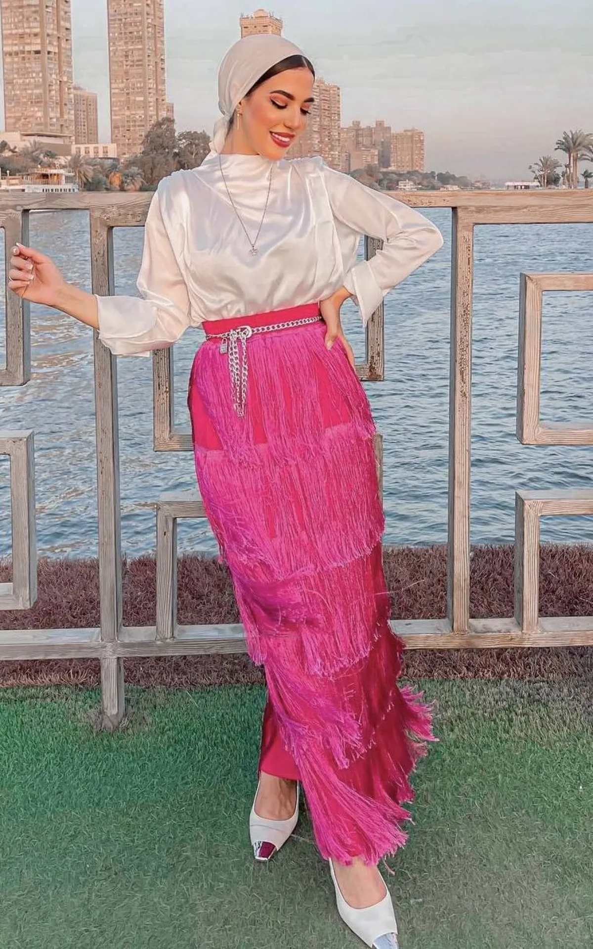 سلوى محمد بتنورة الشراشيب