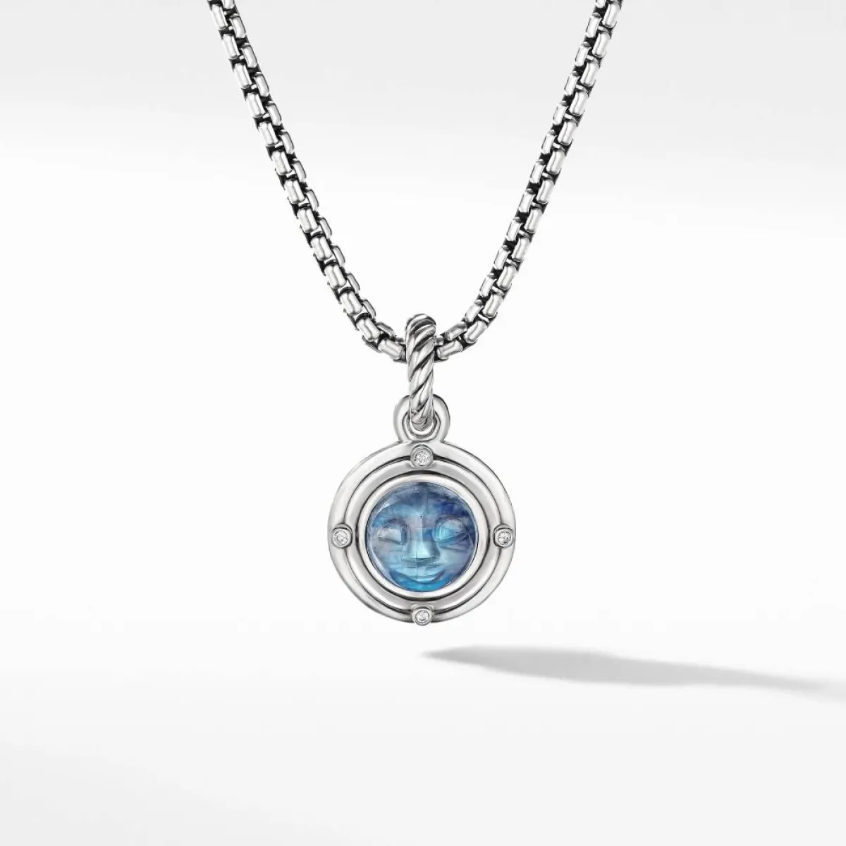 قلادة  Moon Amulet من ديفيد يورمان  David Yurman