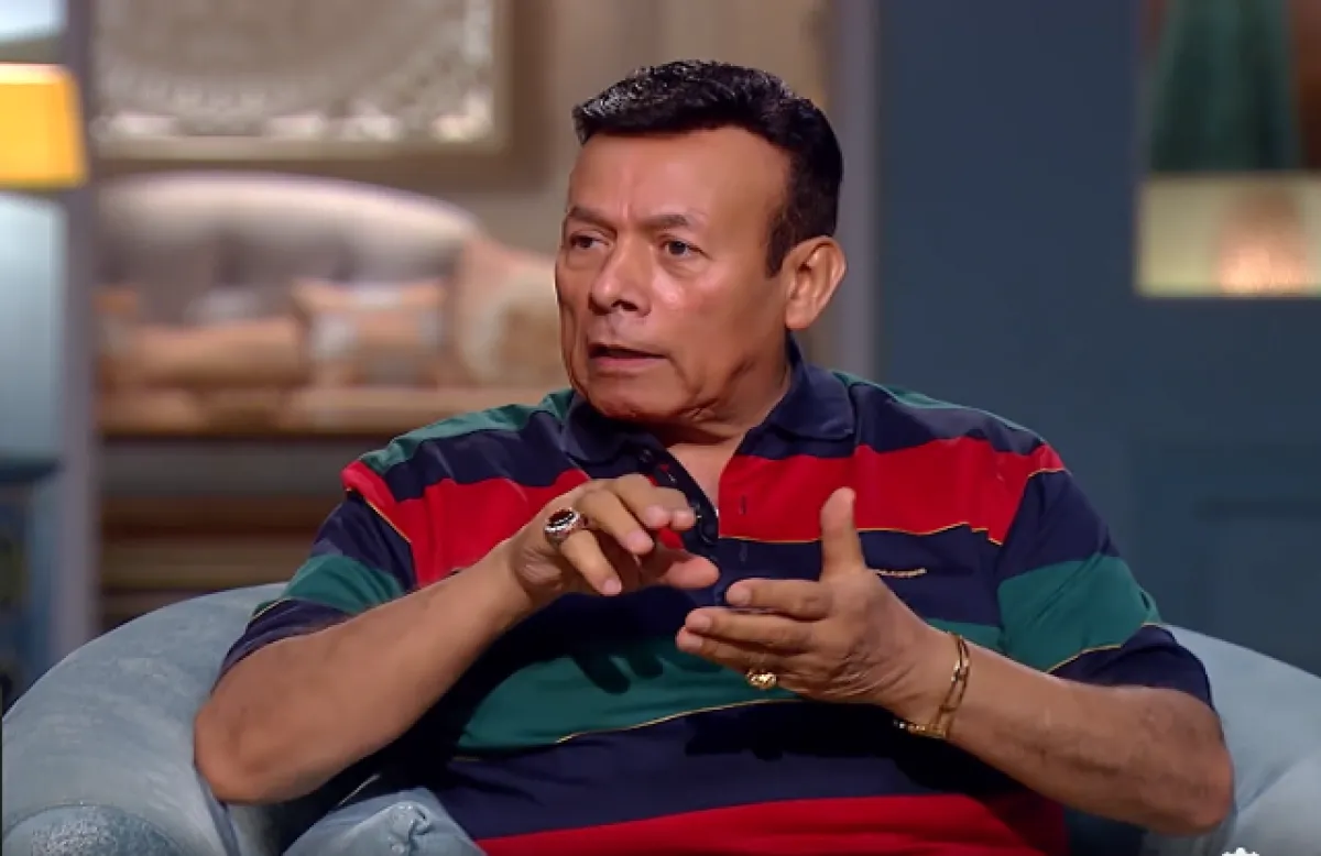 أحمد ماهر - لقطة شاشة أثناء استضافته في أحد البرامج على قناة CBC 