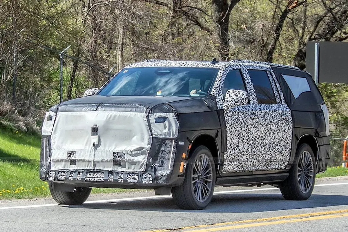 كاديلاك تكشف عن نسختها الكهربائية لأحد طرازاتها