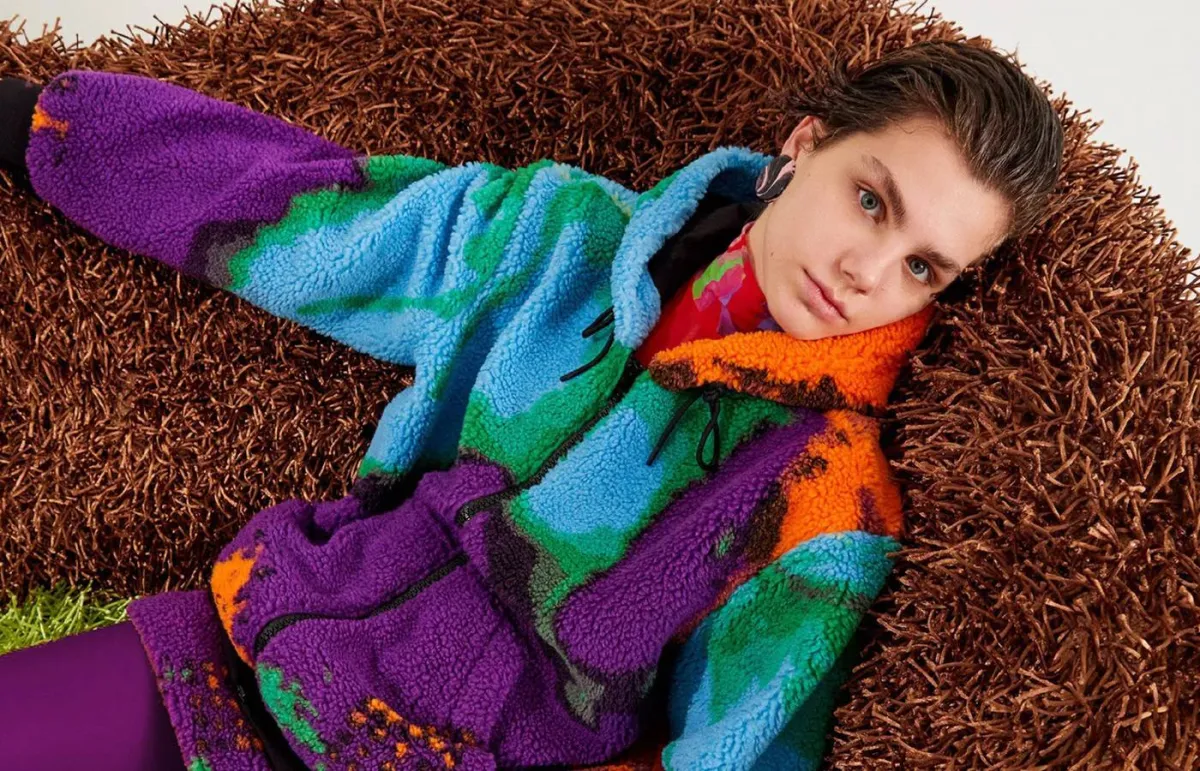 أزياء من وحي قوس القزح