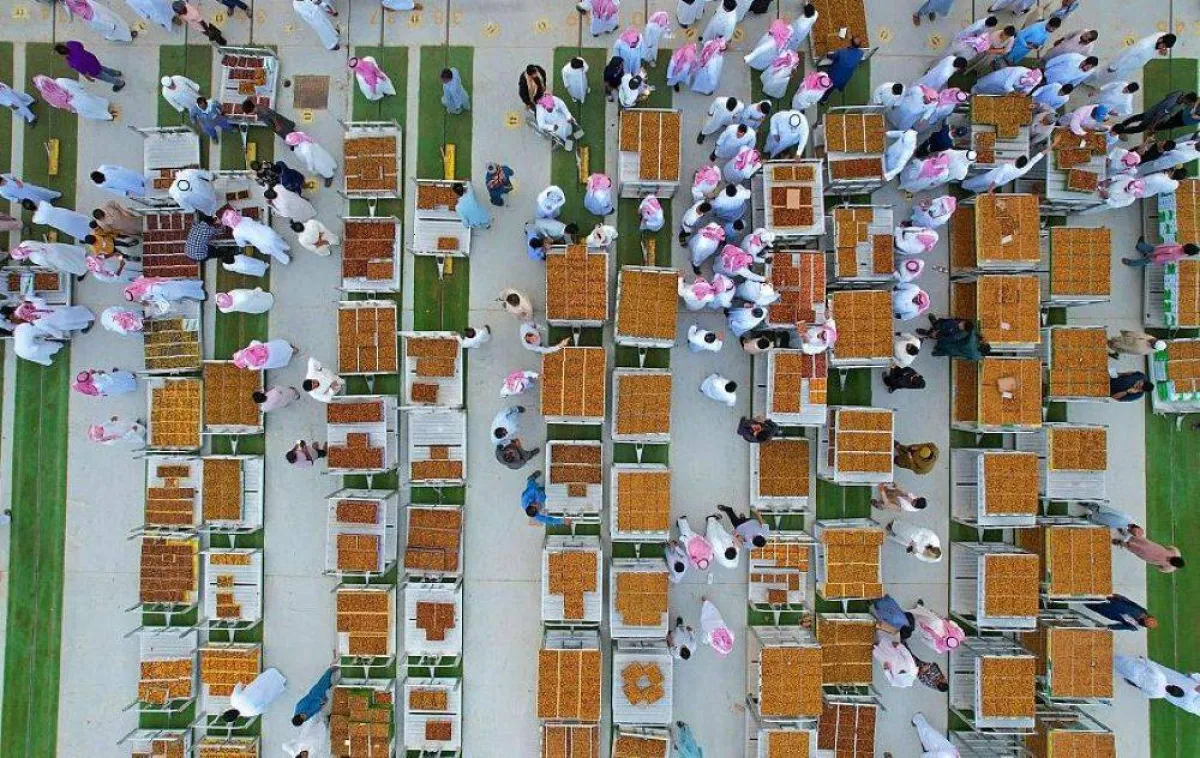 موسم عنيزة للتمور 