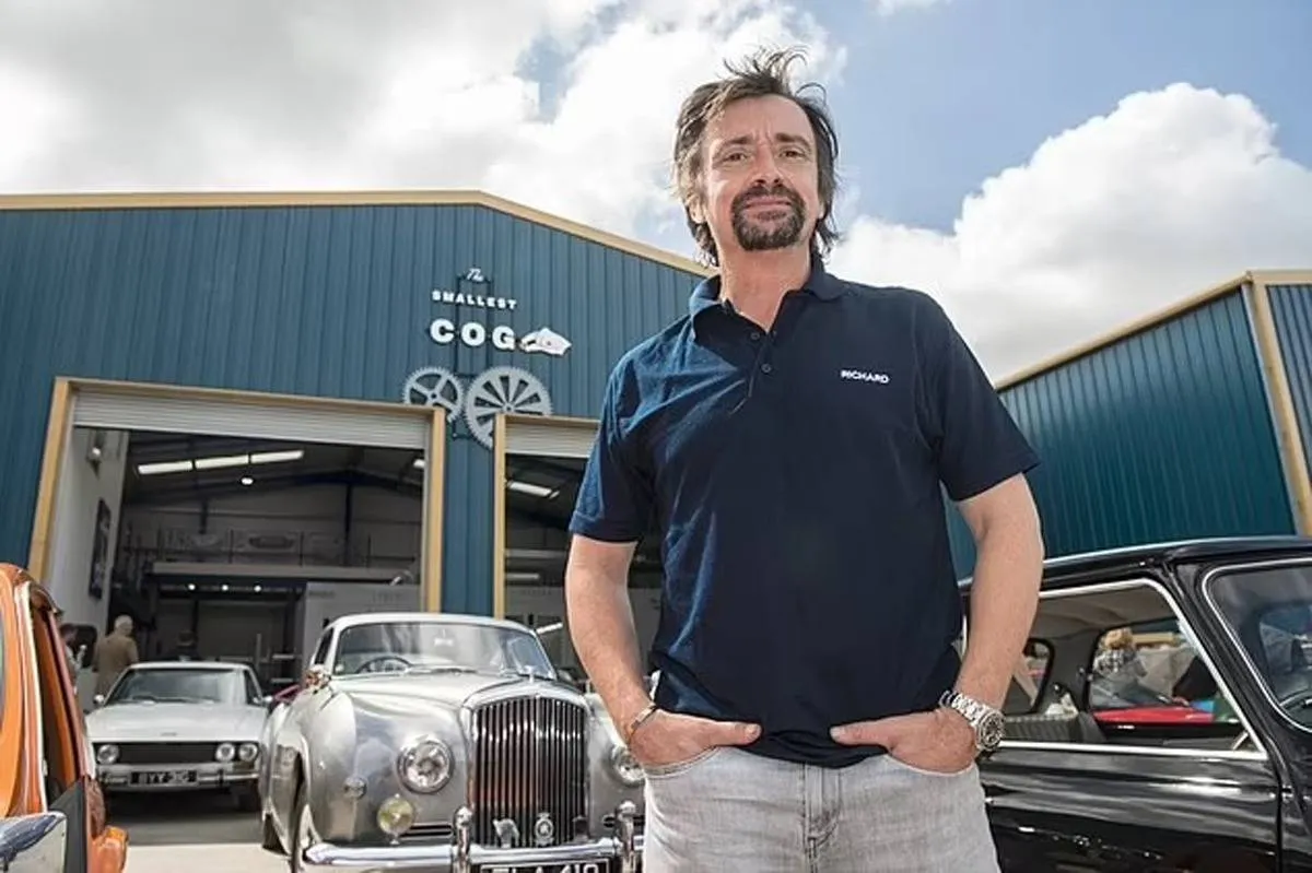 مهندس بريطاني يلقى 183 مليون دولار في القمامة بالخطأ   