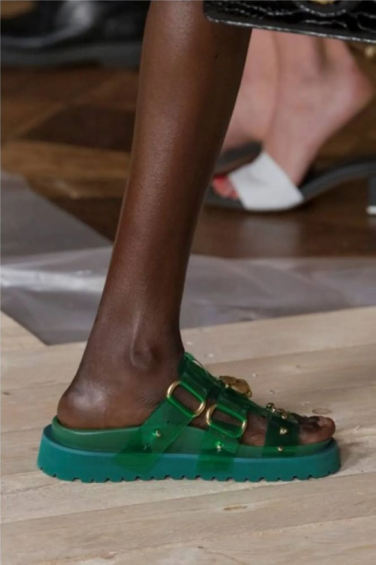 حذاء سلايد من روبرتو كافالي Roberto Cavalli