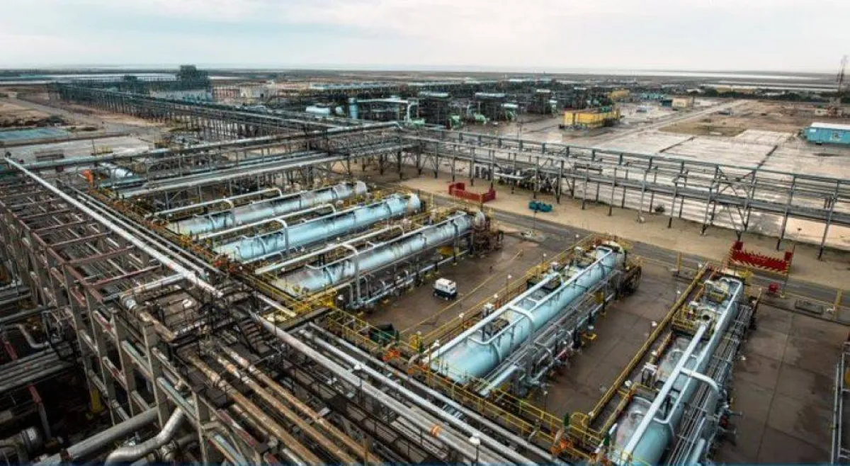 أرامكو وسابك تحصلان على أولى شهادات اعتماد في العالم لإنتاج الهيدروجين الأزرق والأمونيا الزرقاء