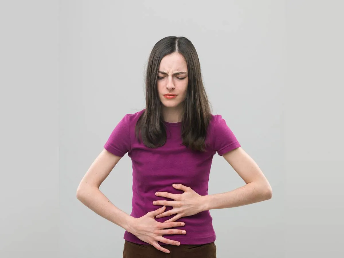 علاج التسمم الغذائي في المنزل