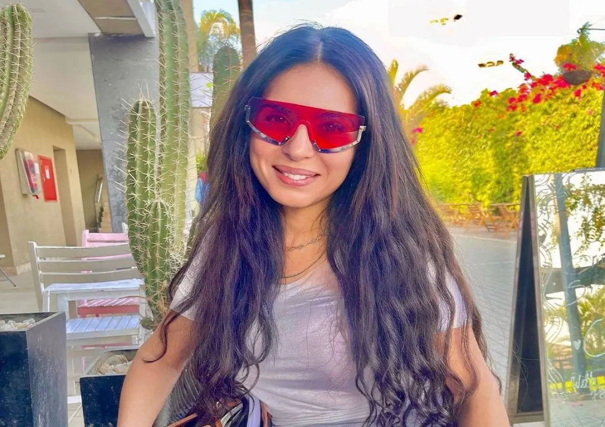 الراقصة دينا - صورة من حسابها على إنستجرام