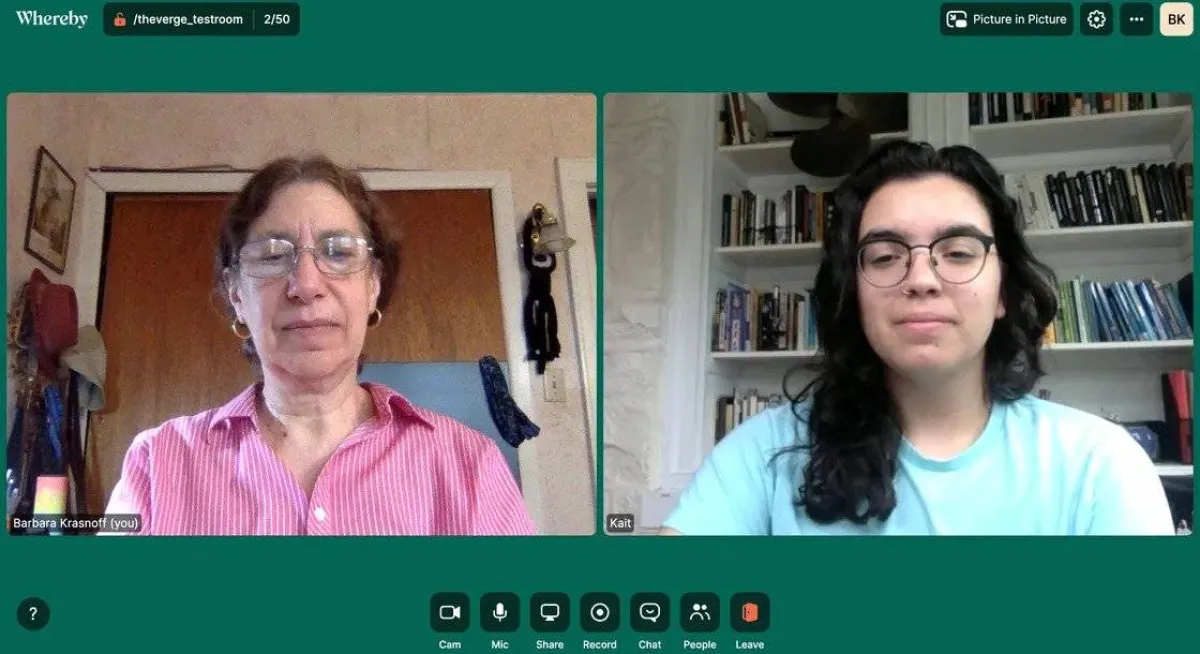 صورة مكالمة فيديو عبر تطبيق WHEREBY