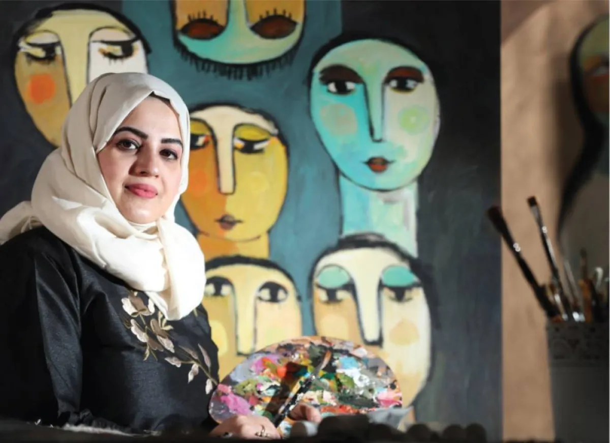 لوحة من توقيع الفنانة التشكيلية تغريد البقشي