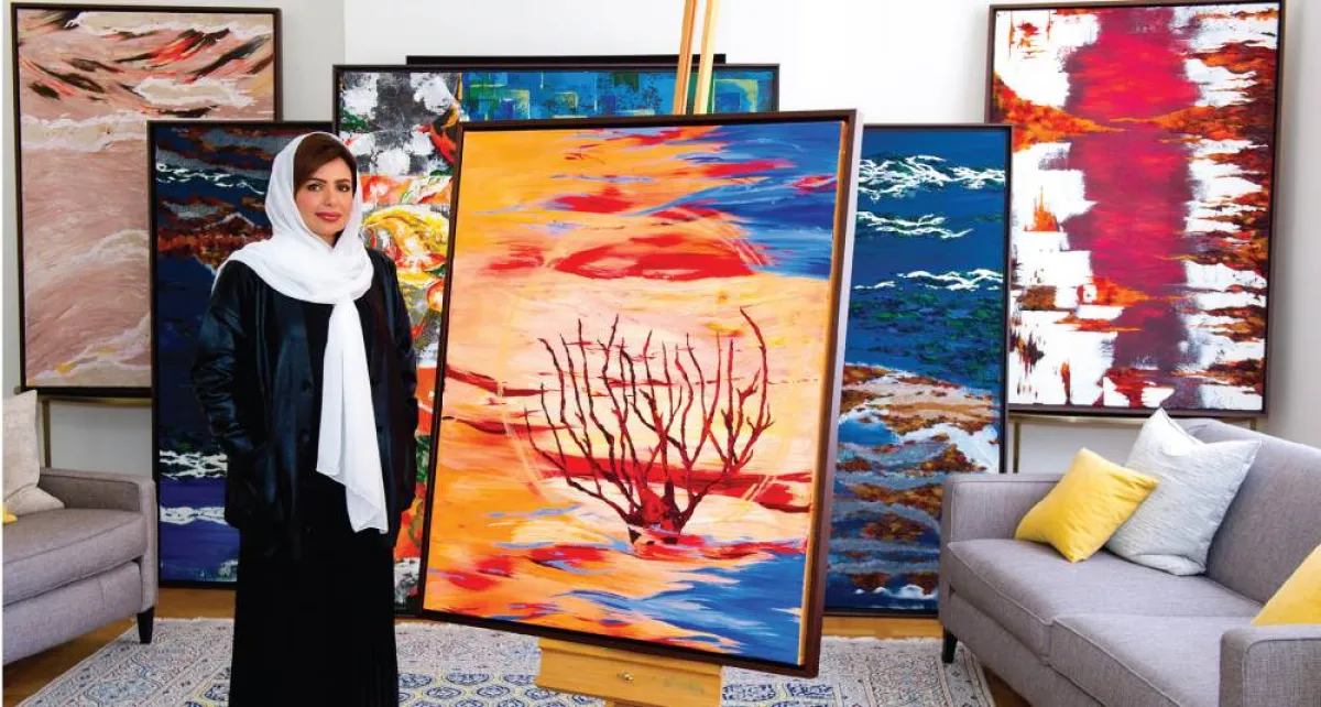 لوحة من توقيع الفنانة التشكيلية مها المزروعي