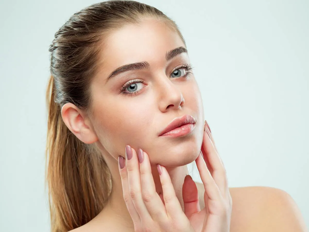 البشرة المختلطة وطرق العناية بها T-Zone Skincare