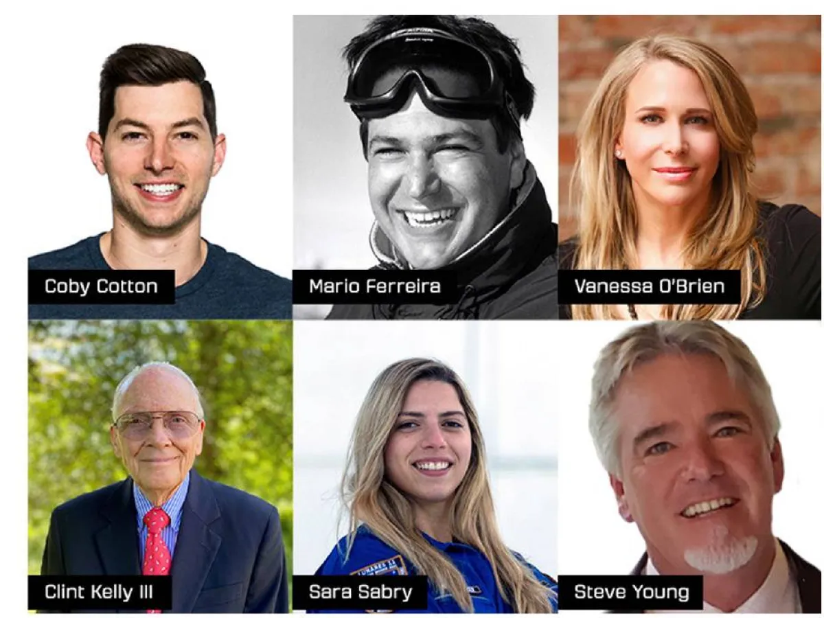 طاقم الرحلة