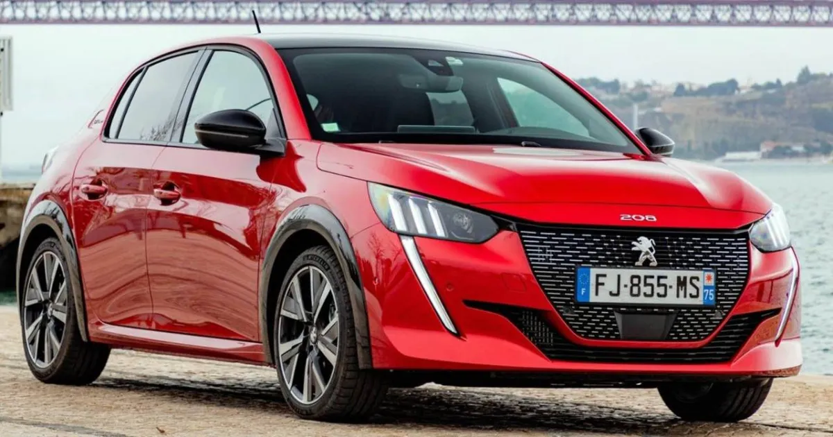 أفضل السيارات لطلاب الجامعات