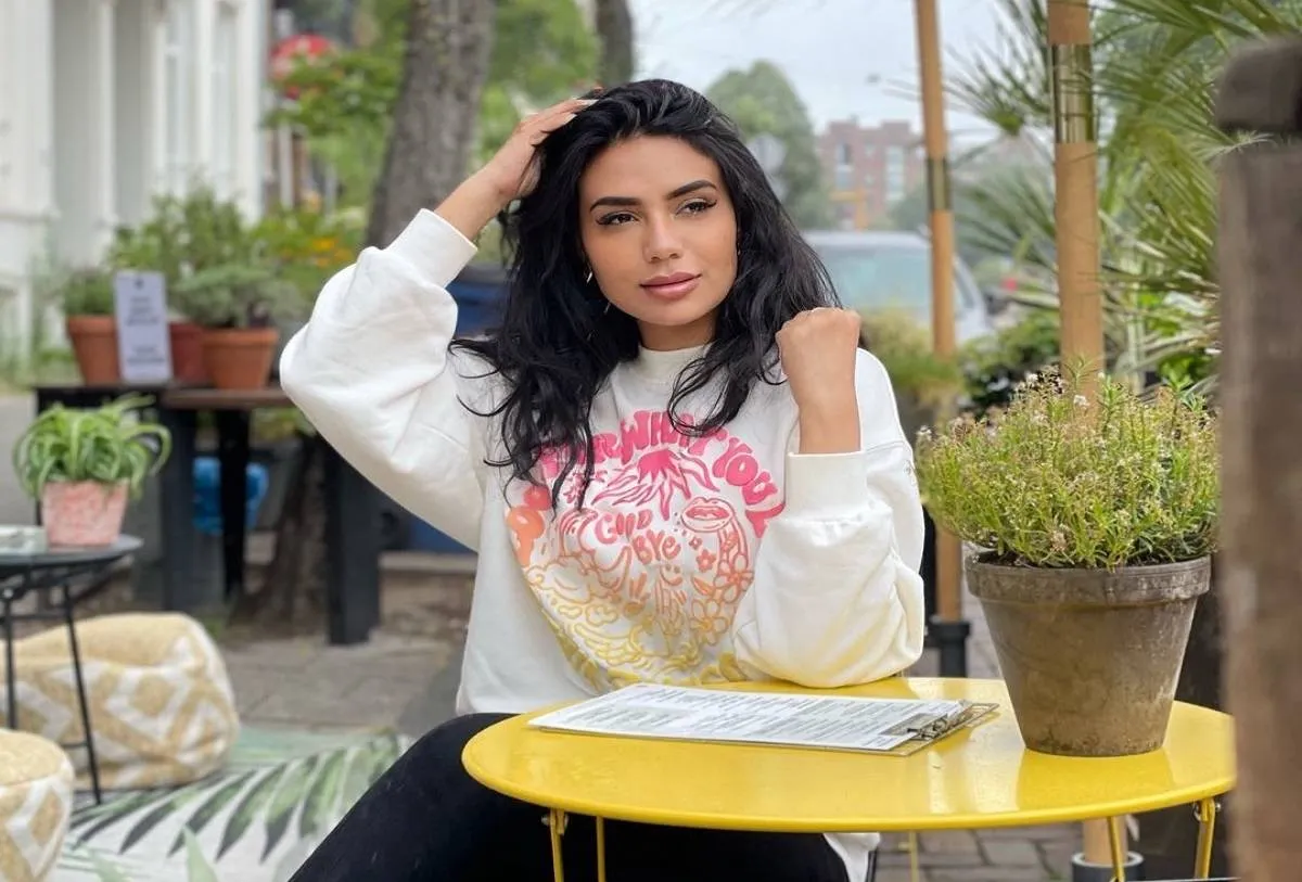 الإعلامية لبنى عبدالعزيز الصورة من حسابها على إنستجرام