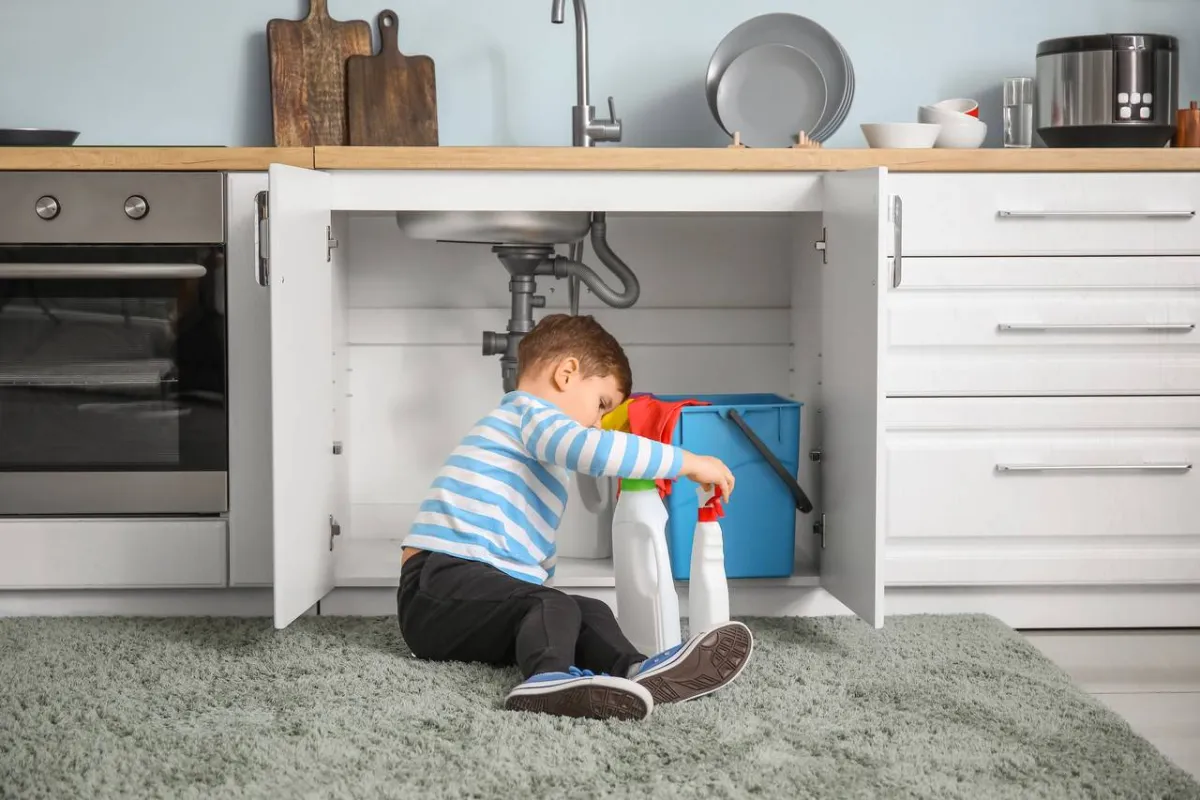 صورة طفل كثير الحركة