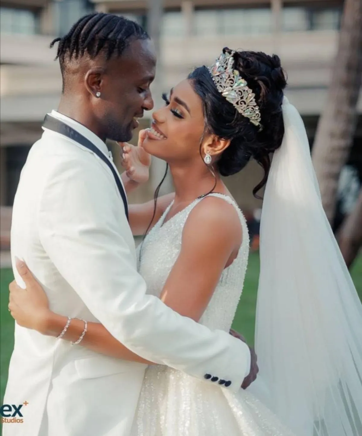 محمد بويا توراي وعروسه