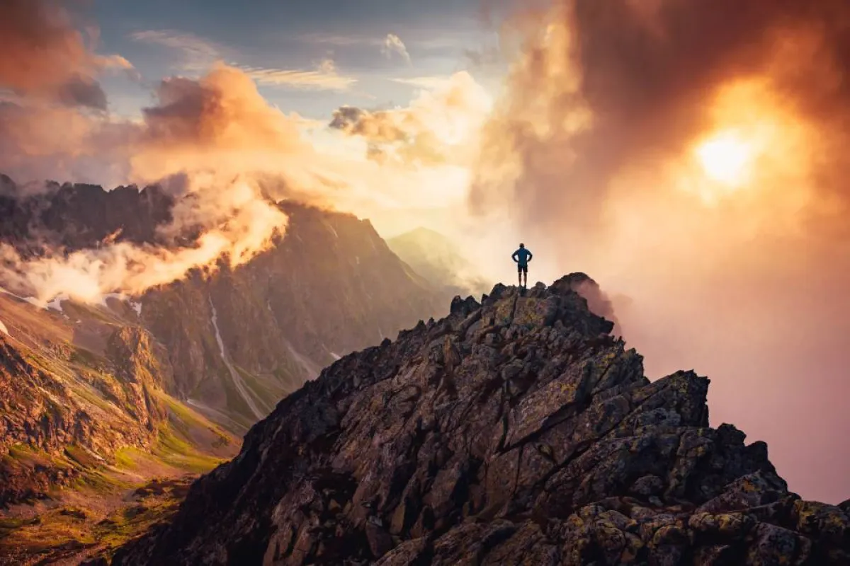 المعرفة بالوجهة السياحية وعدم التقييد ببرنامج محدد