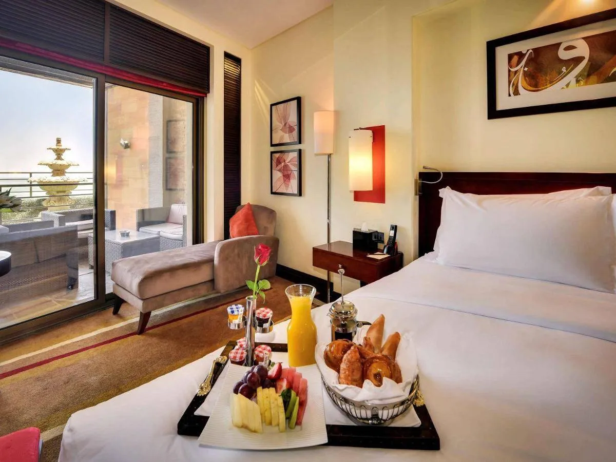 فندق سوفيتل كورنيش الخبر