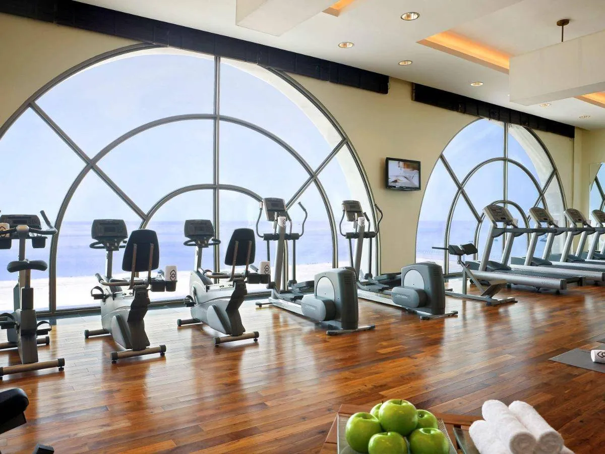 صالة الرياضة في فندق سوفيتل كورنيش الخبر 