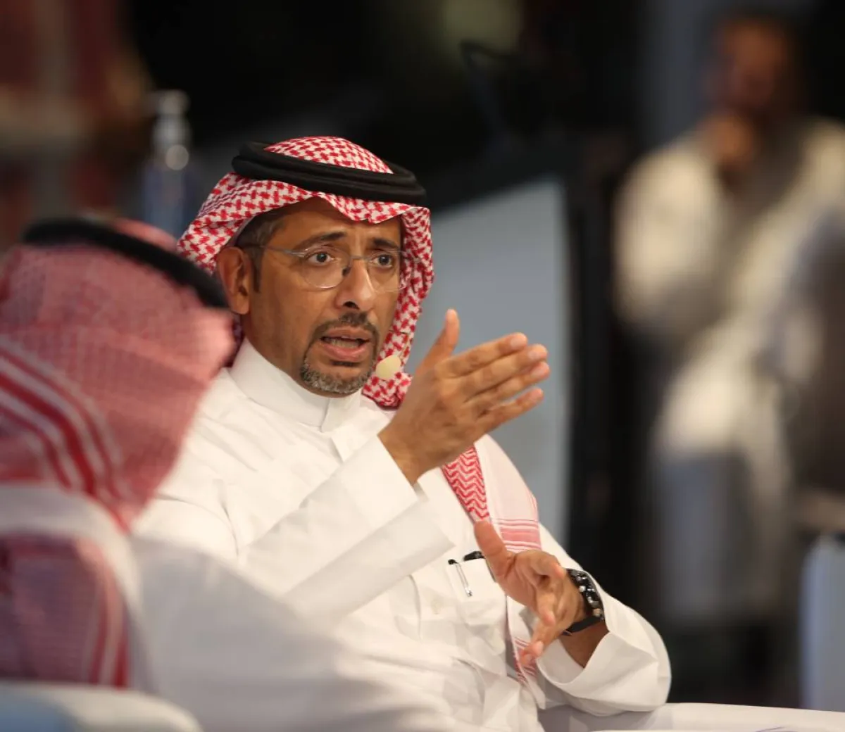  وزير الصناعة والثروة المعدنية بندر بن إبراهيم الخريِّف 