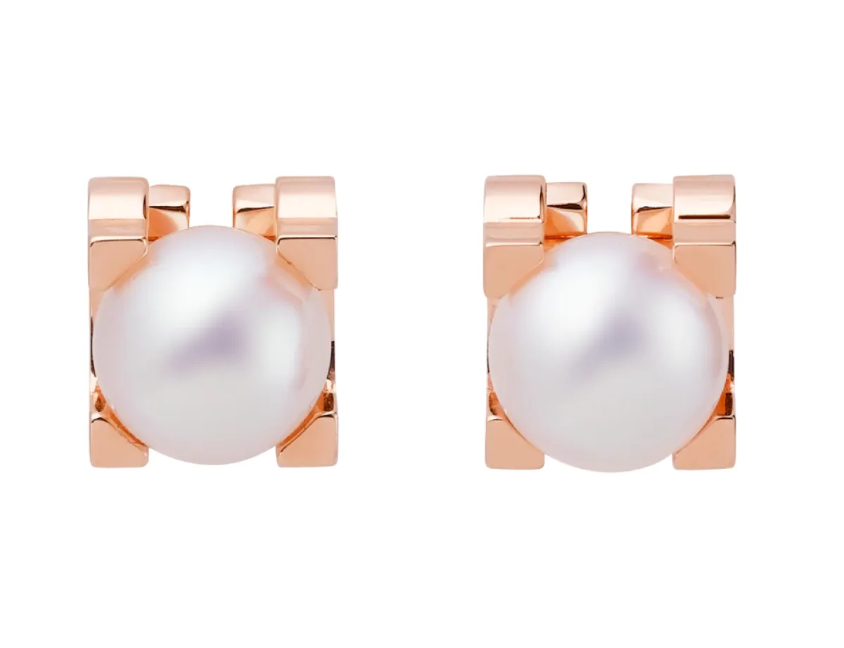 أقراط C de Cartier من كارتييه Cartier