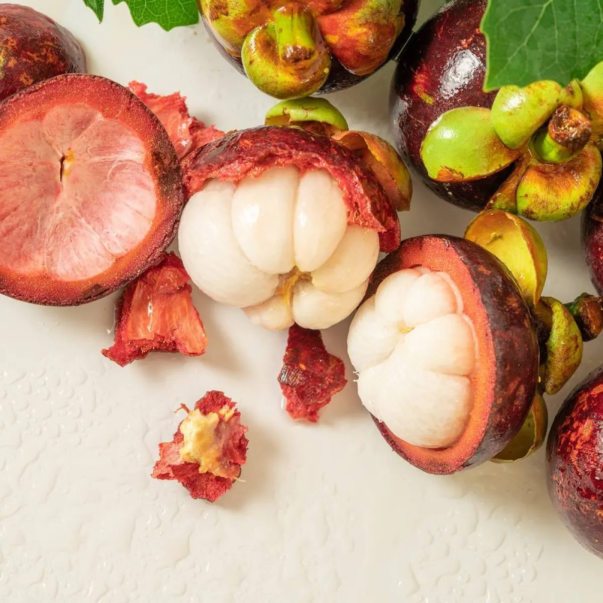 صورة لفاكهة المانجوستين