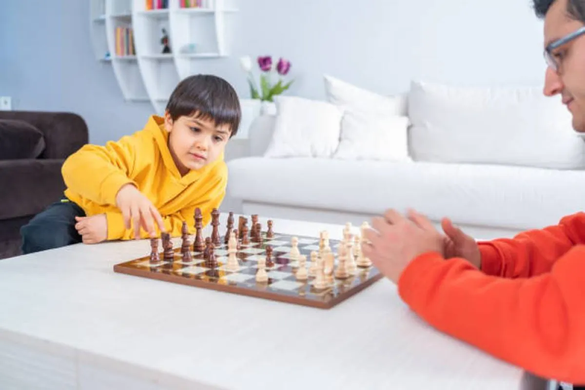 صورة لطفل لديه القدرة على اتخاذ القرار