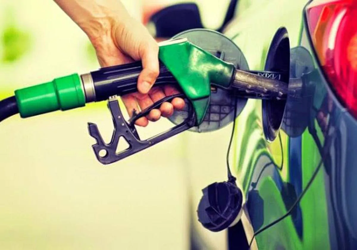 أفضل وقت لملء سيارتك بالبنزين، في الصيف