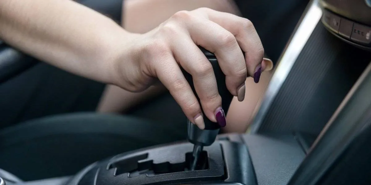 كيفية توفير استهلاك البنزين في السيارة الأوتوماتيك