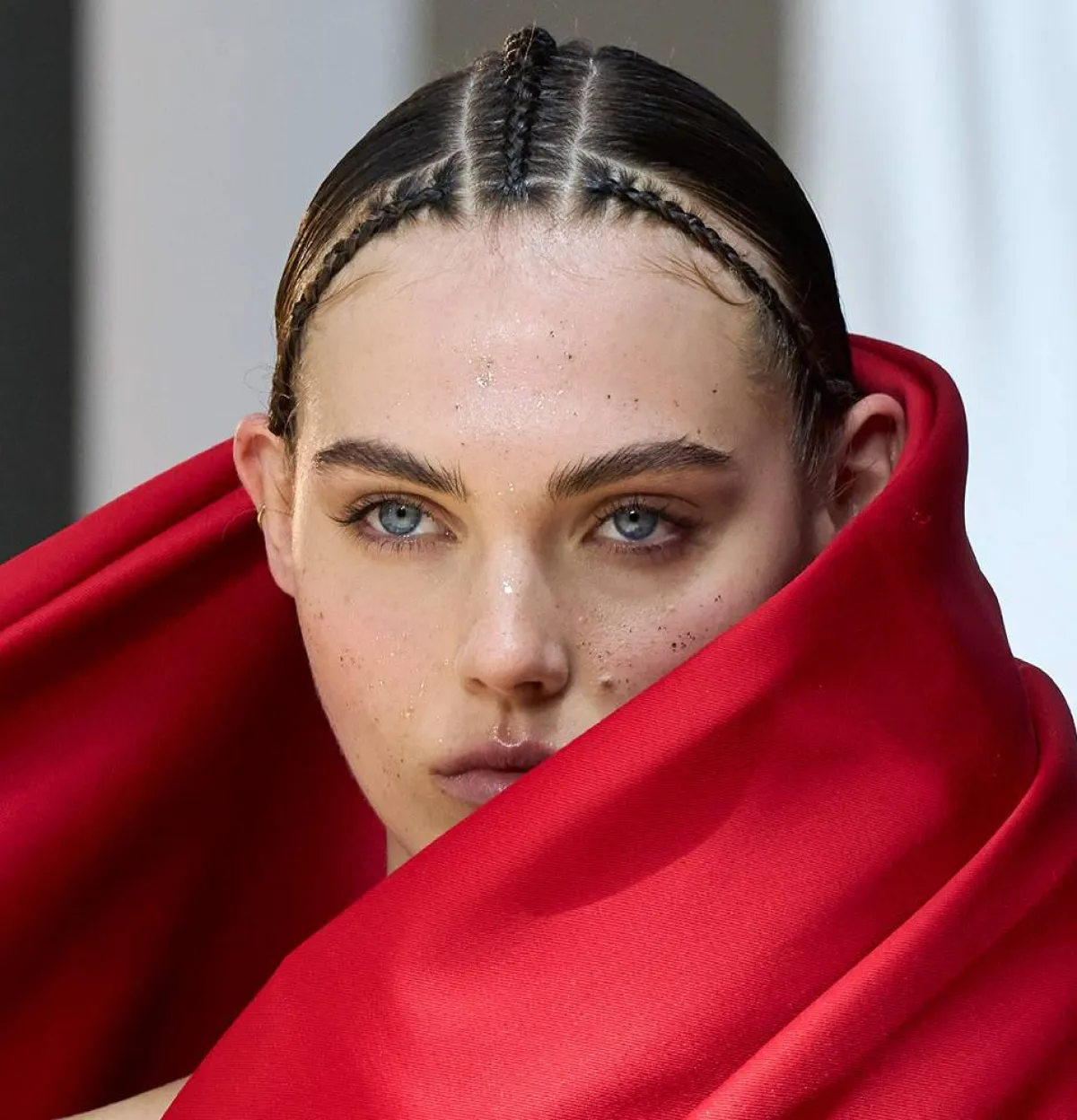 من عروض إيلي صعب