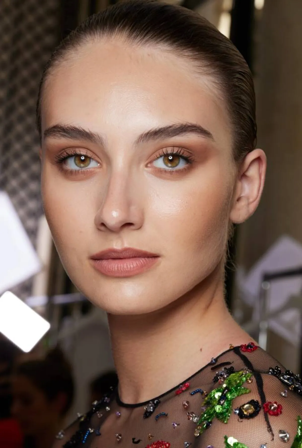 من عروض زهير مراد