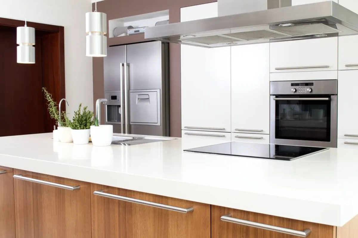 اللامايكا مادة تكسو واجهات الدرف في المطبخ العصري 