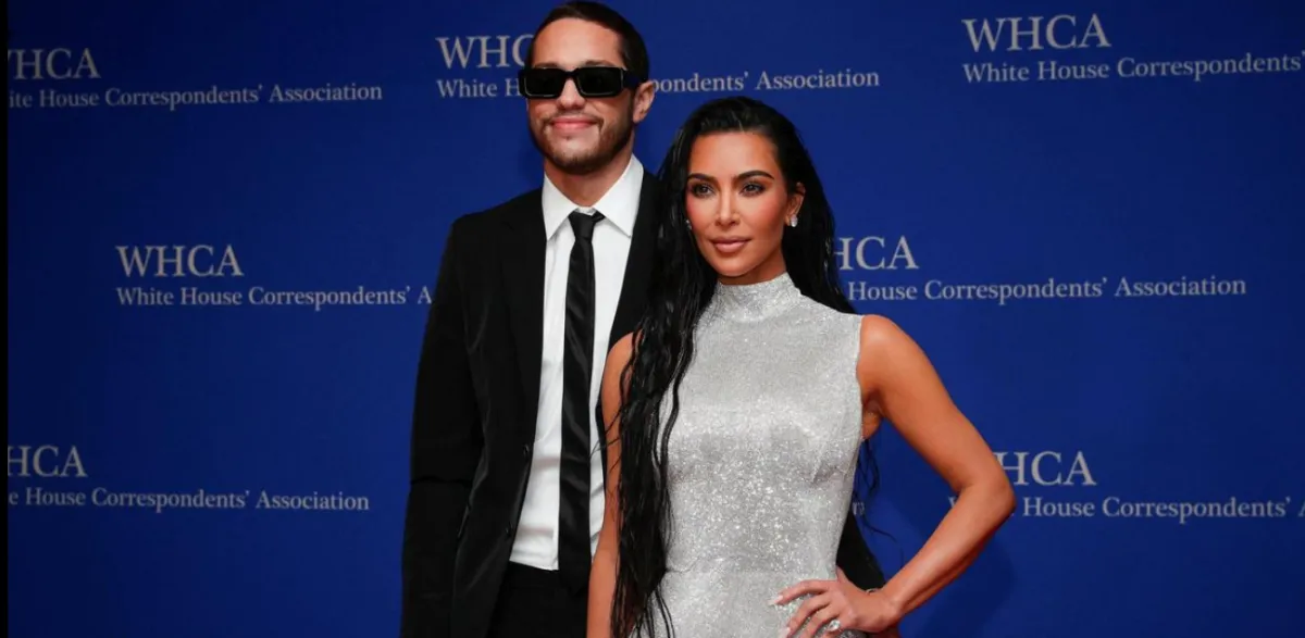 كيم كارداشيان وبيت ديفيدستون