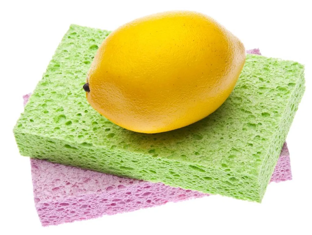 الليمون الحامض يُستخدم في تنظيف المنزل