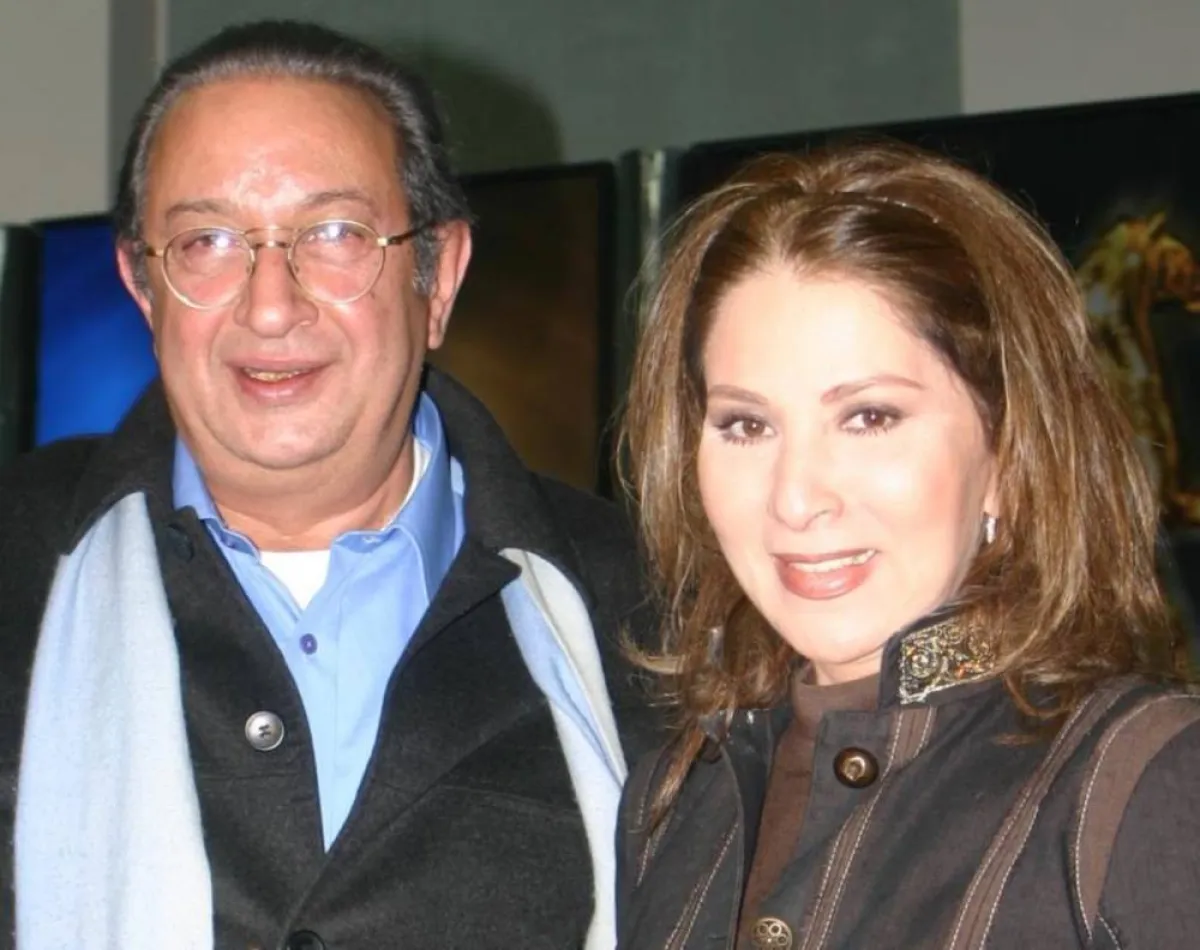 بوسي والراحل نور الشريف - الصورة من حساب مي على إنستغرام