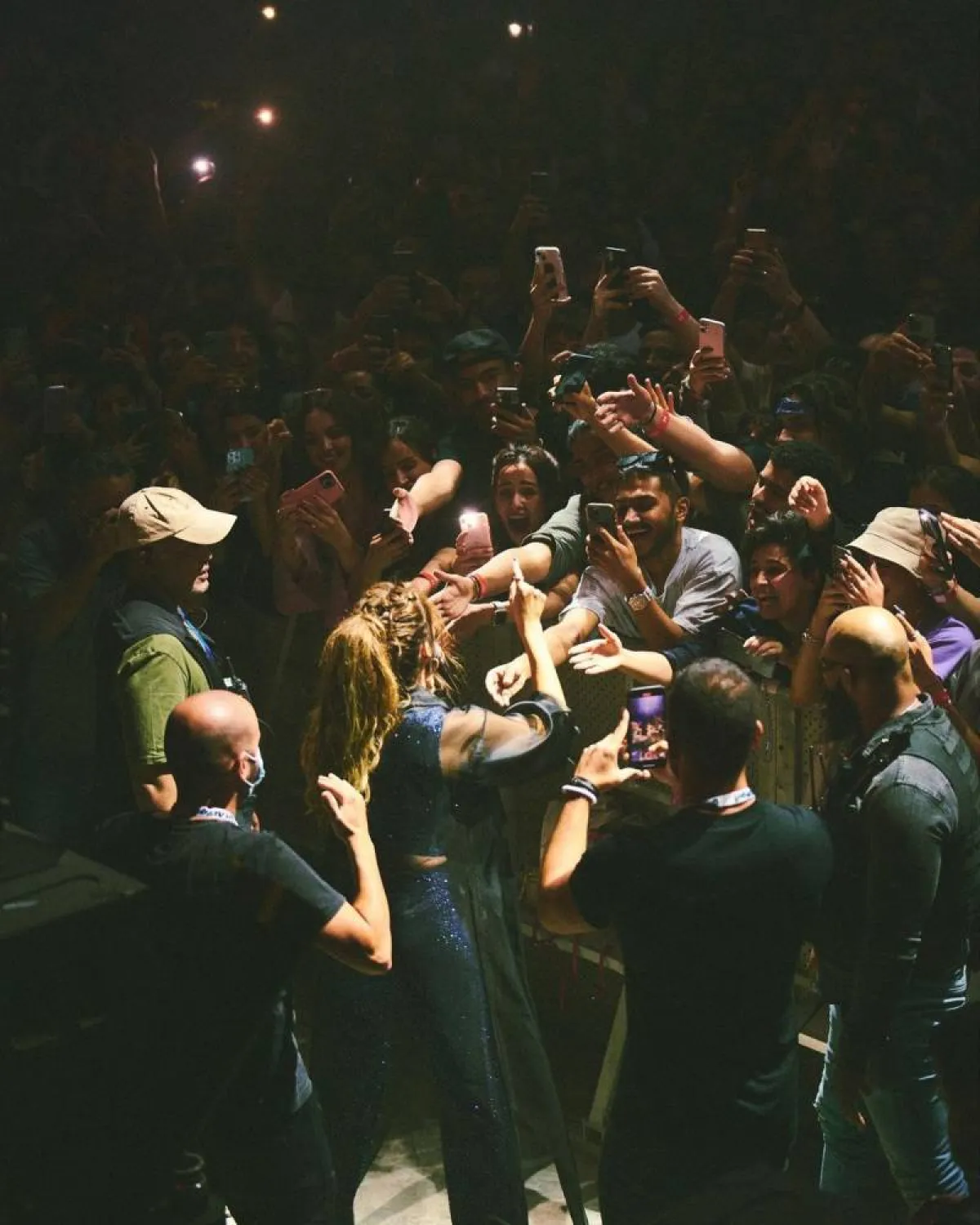 الحضور في حفل نانسي عجرم ومروان بابلو في حفلهما في موسم الجيمرز - صورة من حسابها على إنستجرام