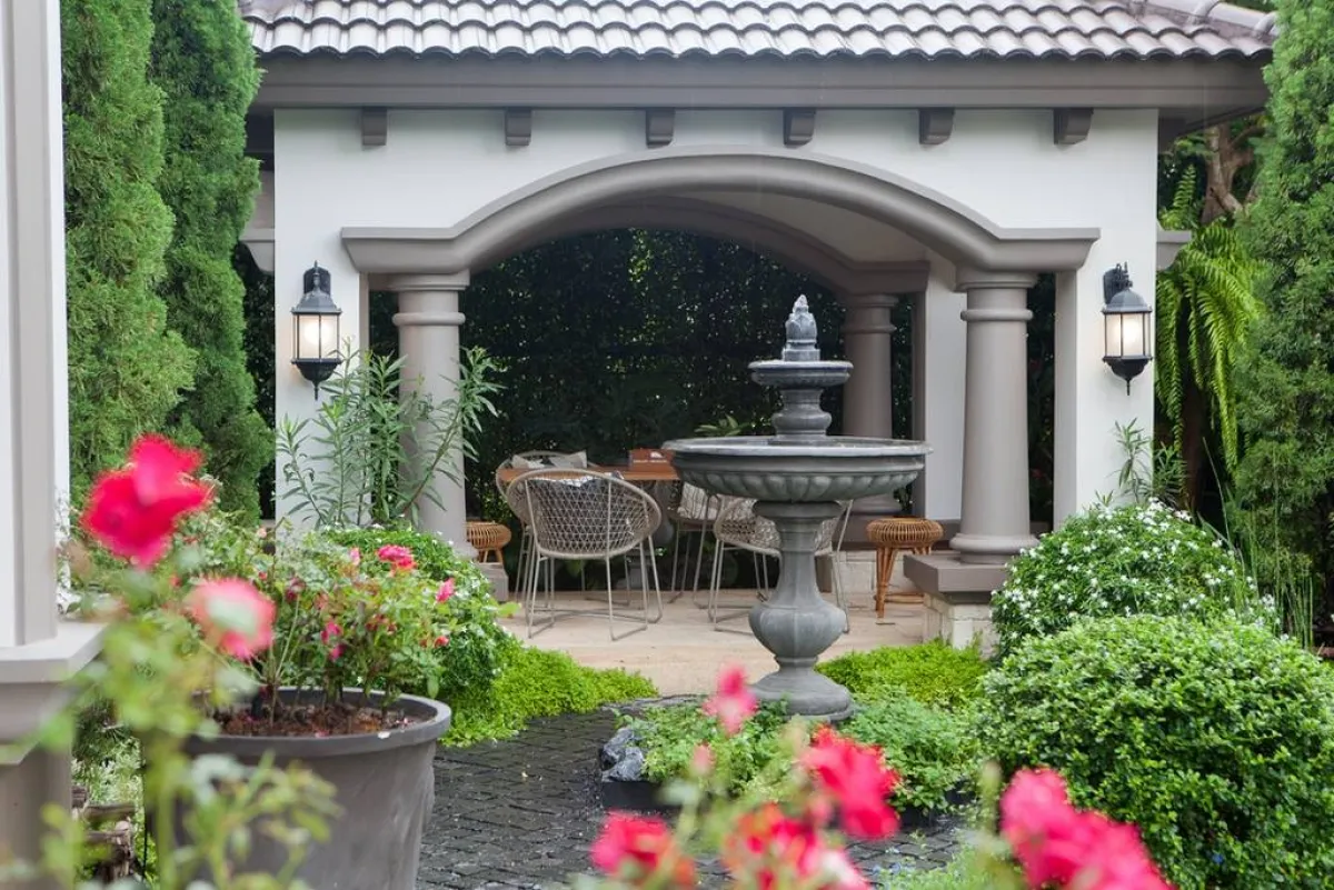 نافورة المياه